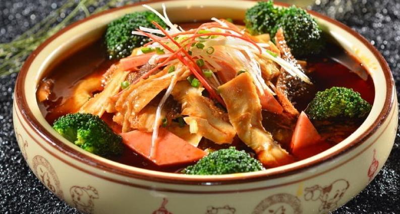 向往成都麻辣烫